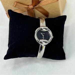 Gucci bangle watch